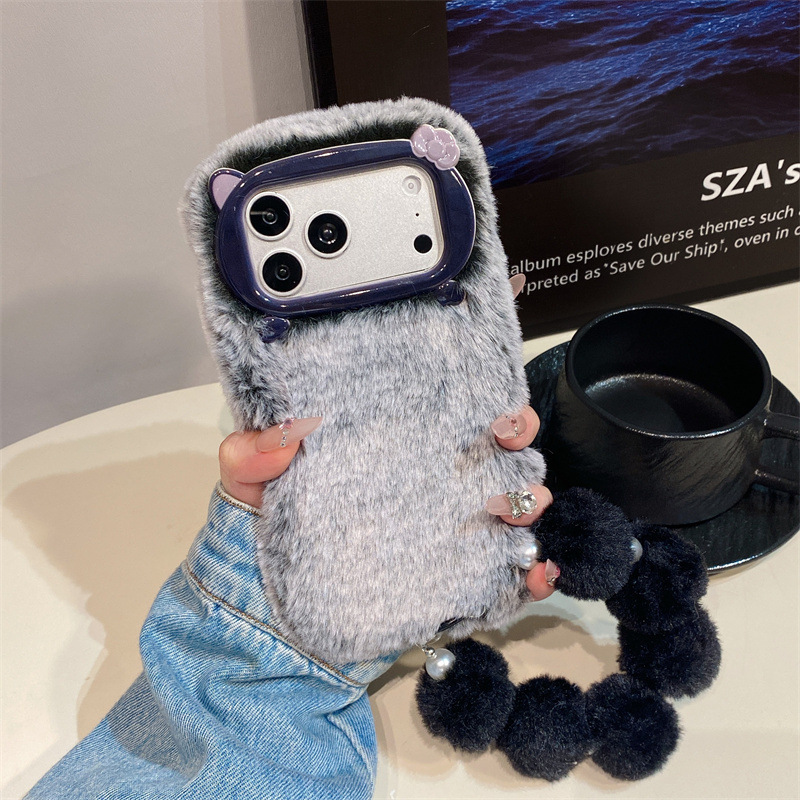 Lüks Düz Renkli Kürklü Peluş T - Phone Cases Iphone 16 Pro incelemesi ve fiyatı